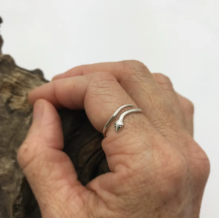 Adjustable Simple Snake Ring